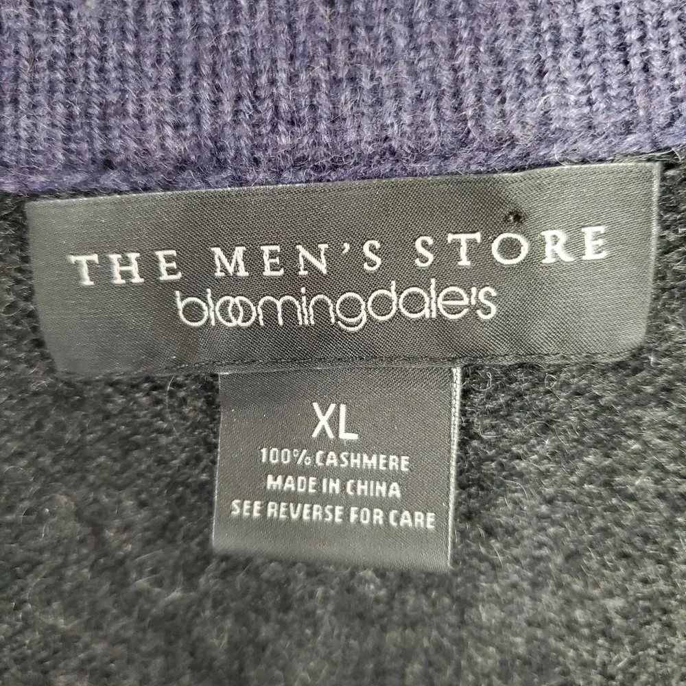 Bloomingdales The Mens Store Sz XL Sweater Cashmere V-neck Pullover Gray Purple